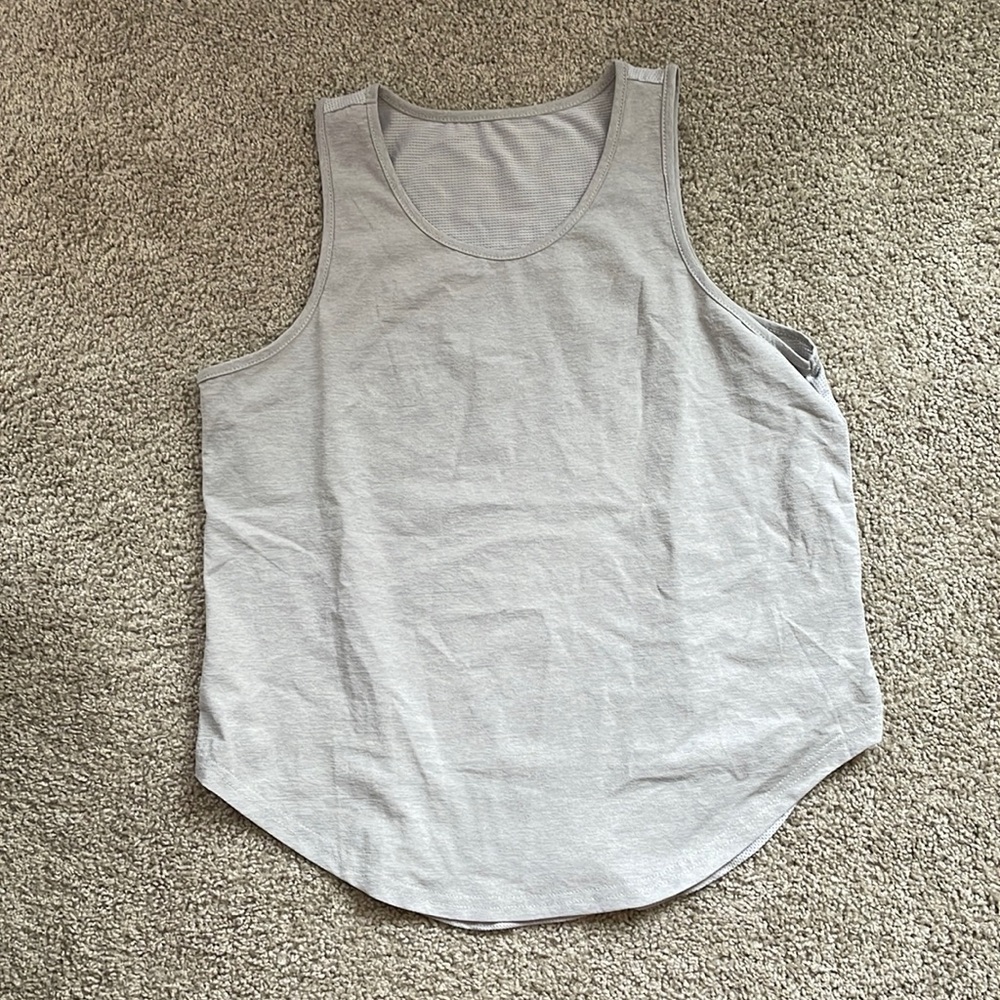 Shein- Solid Curved Hem Sports Tank Top